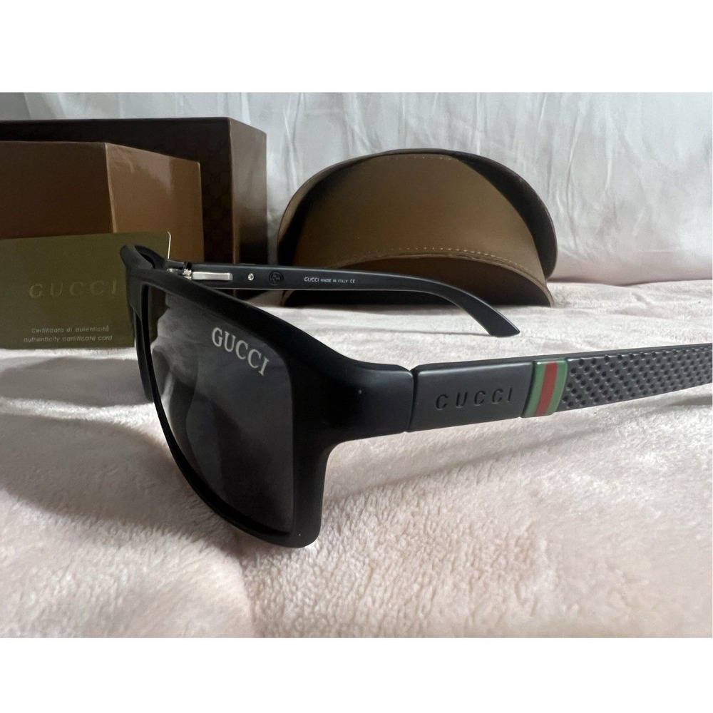 Authentic New Gucci GG7105 57 17-136 MM Black Green Red Stripe Grey Sunglasses